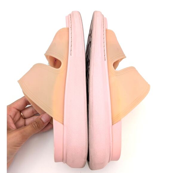 Alexander McQueen Hybrid Buckled Rubber Sandals Women's Pink Size US7 EU37.5 - Picture 6 of 13